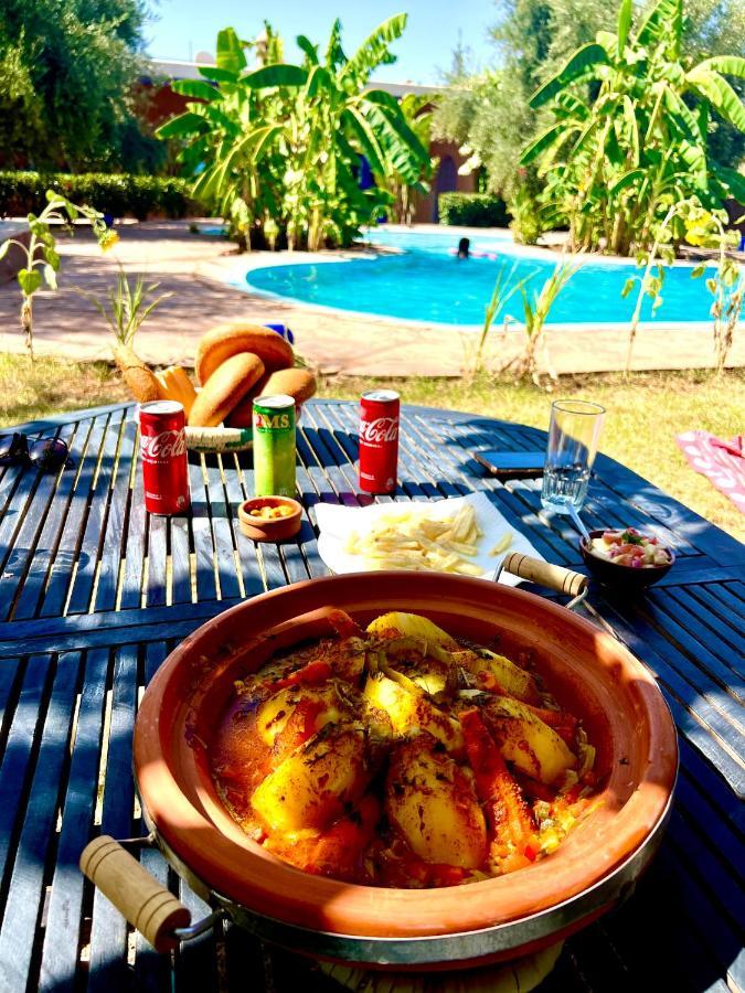 Bed and Breakfast Le Domaine De Carole Marrakech Douar Akkara Exterior foto