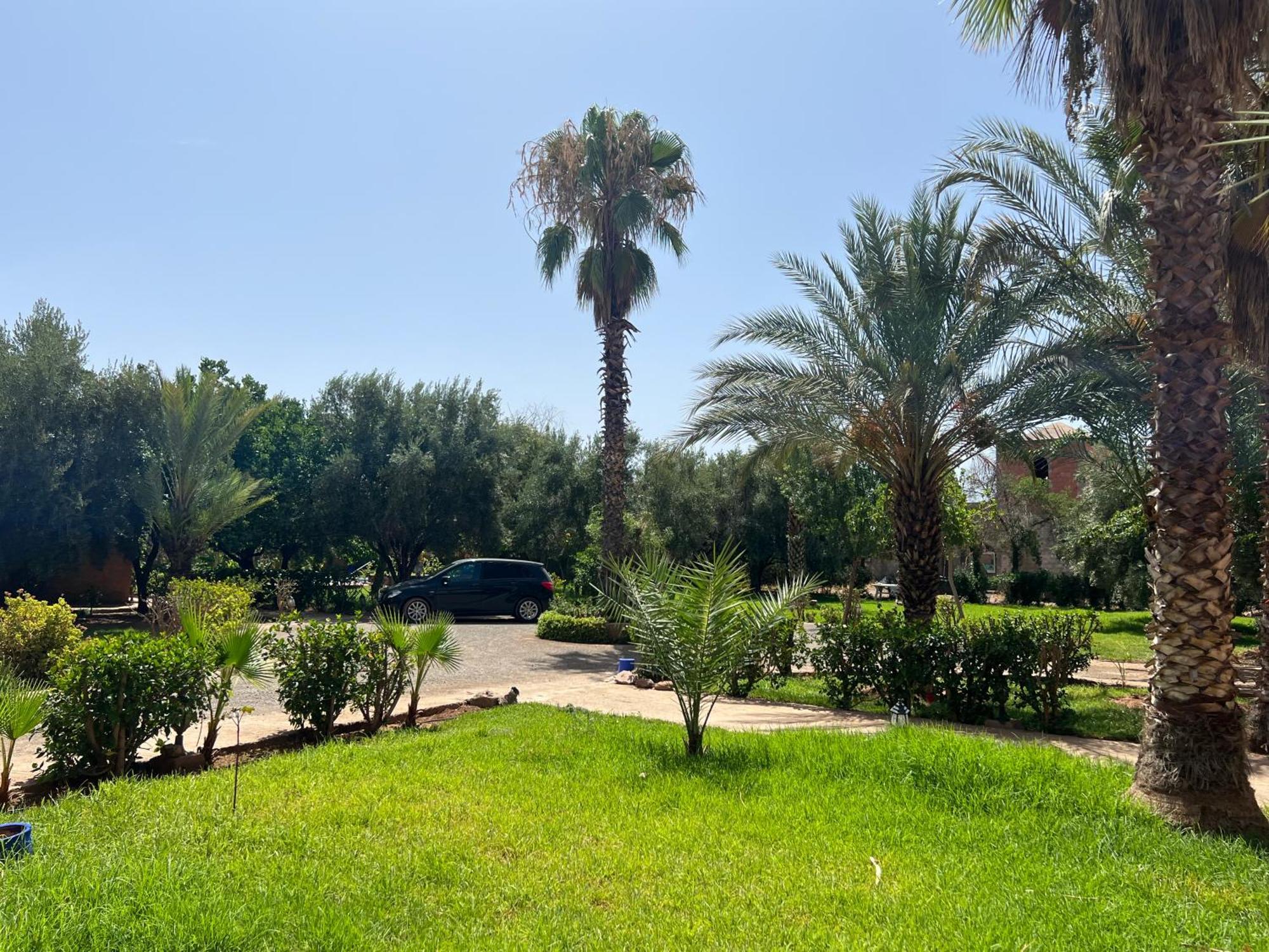 Bed and Breakfast Le Domaine De Carole Marrakech Douar Akkara Exterior foto