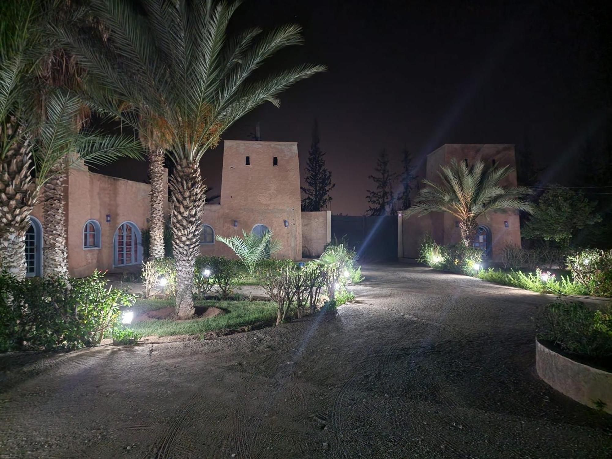 Bed and Breakfast Le Domaine De Carole Marrakech Douar Akkara Exterior foto
